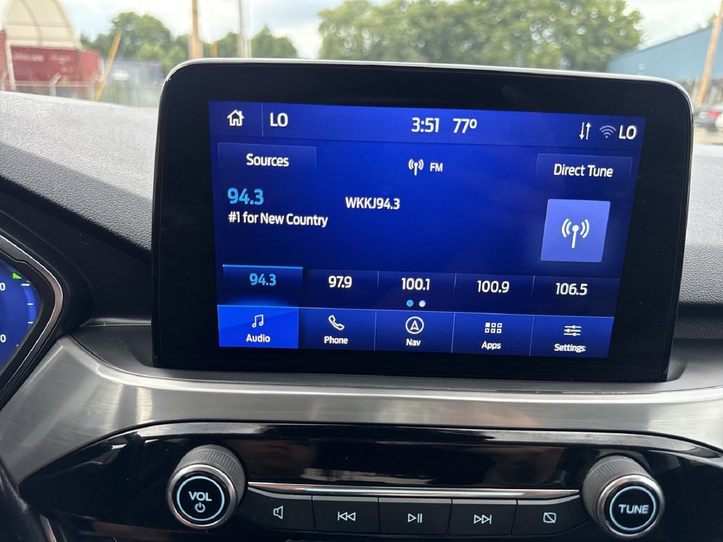 Used 2022 Ford Escape Titanium AWD/4WD image 12