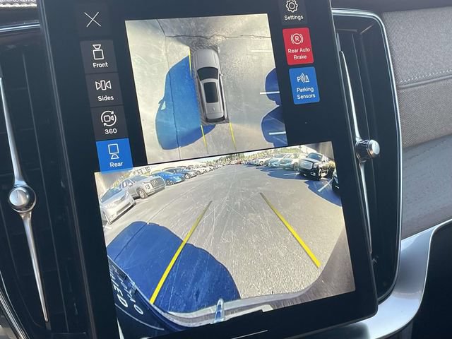 Certified 2026 Volvo XC90 B5 Plus AWD/4WD image 28