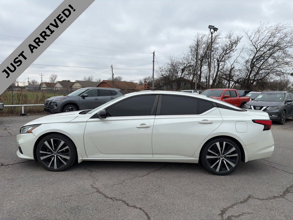 Used 2019 Nissan Altima 2.5 SR w/ SR Premium Package image 8
