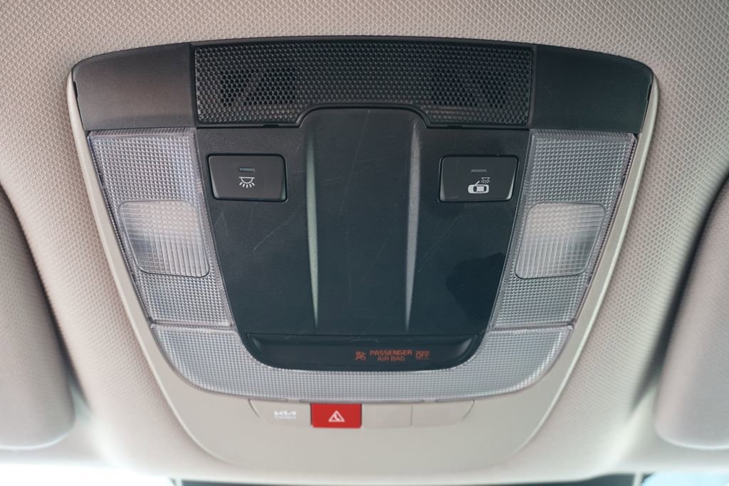 Used 2024 Kia Sorento LX image 33