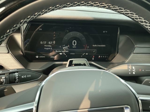 New 2026 GMC Acadia Denali w/ Super Cruise Package image 11