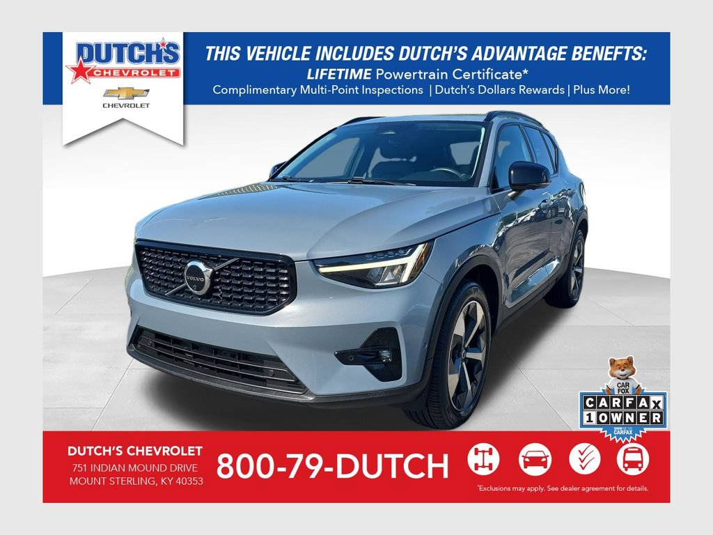 Used 2023 Volvo XC40 B4 Ultimate FWD image 1