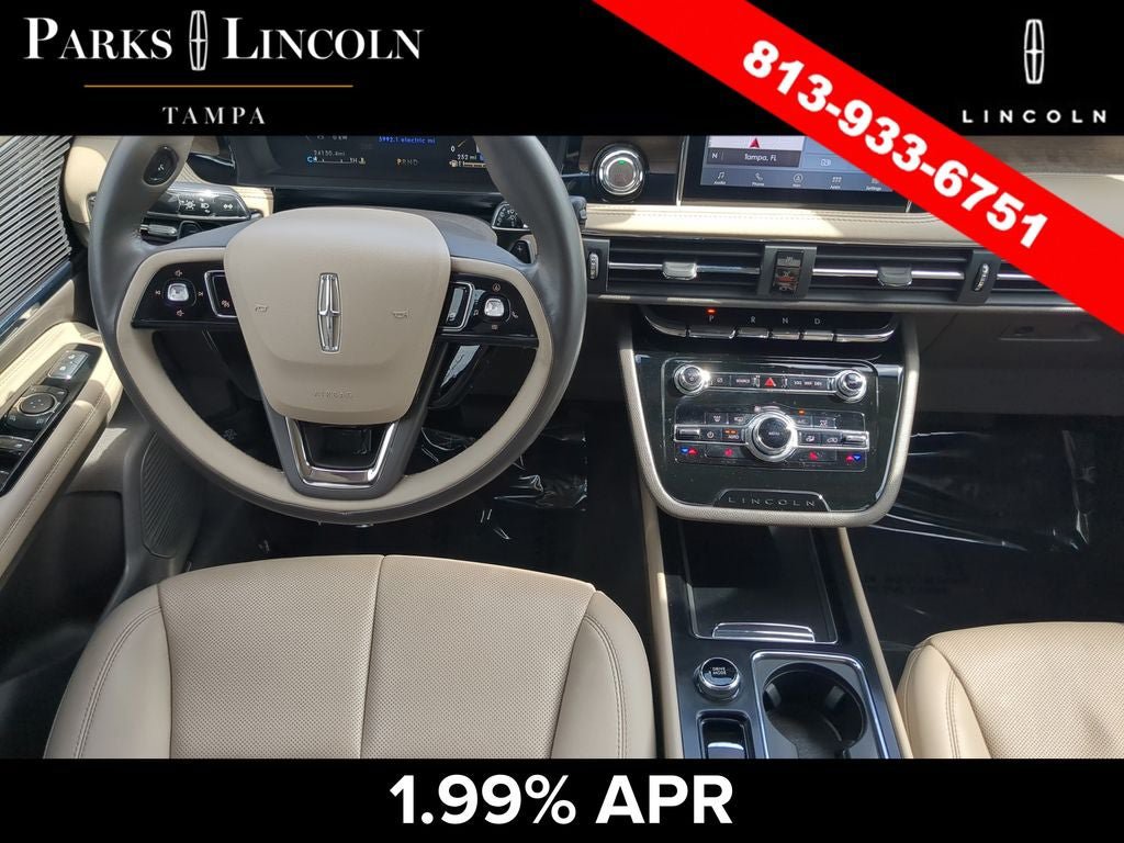 Certified 2022 Lincoln Corsair Grand Touring w/ Towing Package AWD/4WD image 12