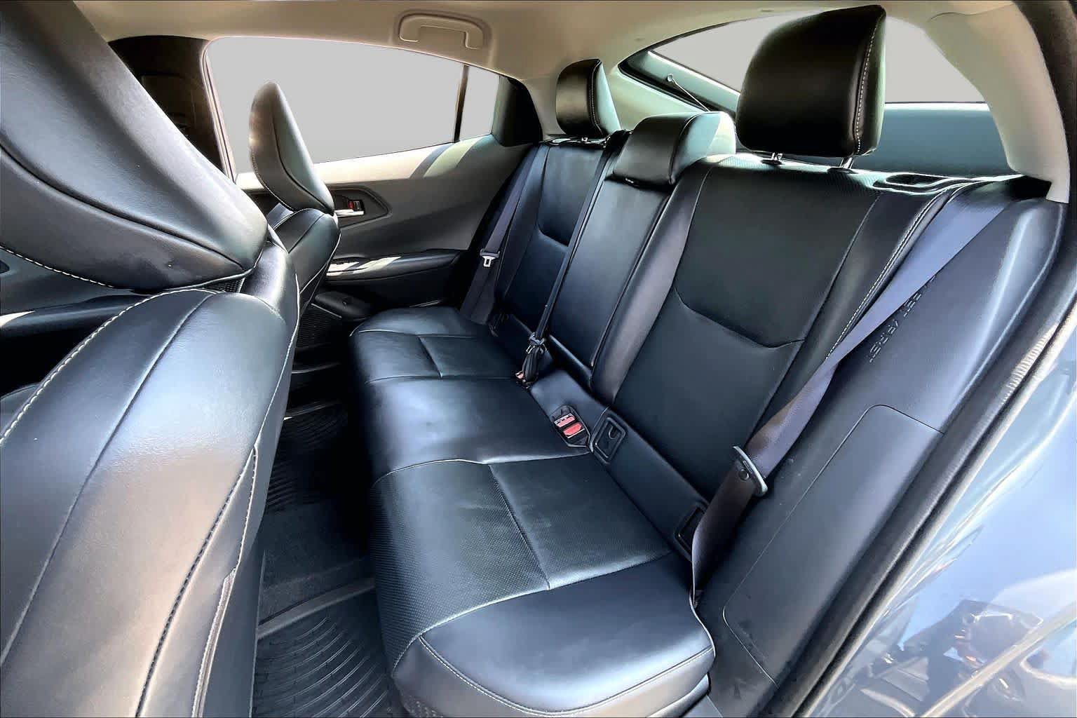Used 2024 Toyota Prius XLE FWD image 20