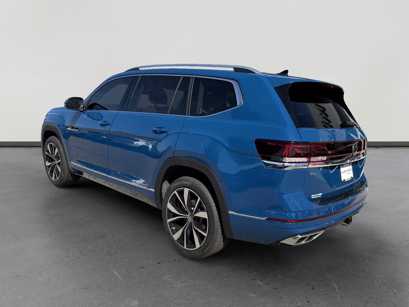 New 2026 Volkswagen Atlas SEL Premium R-Line image 4