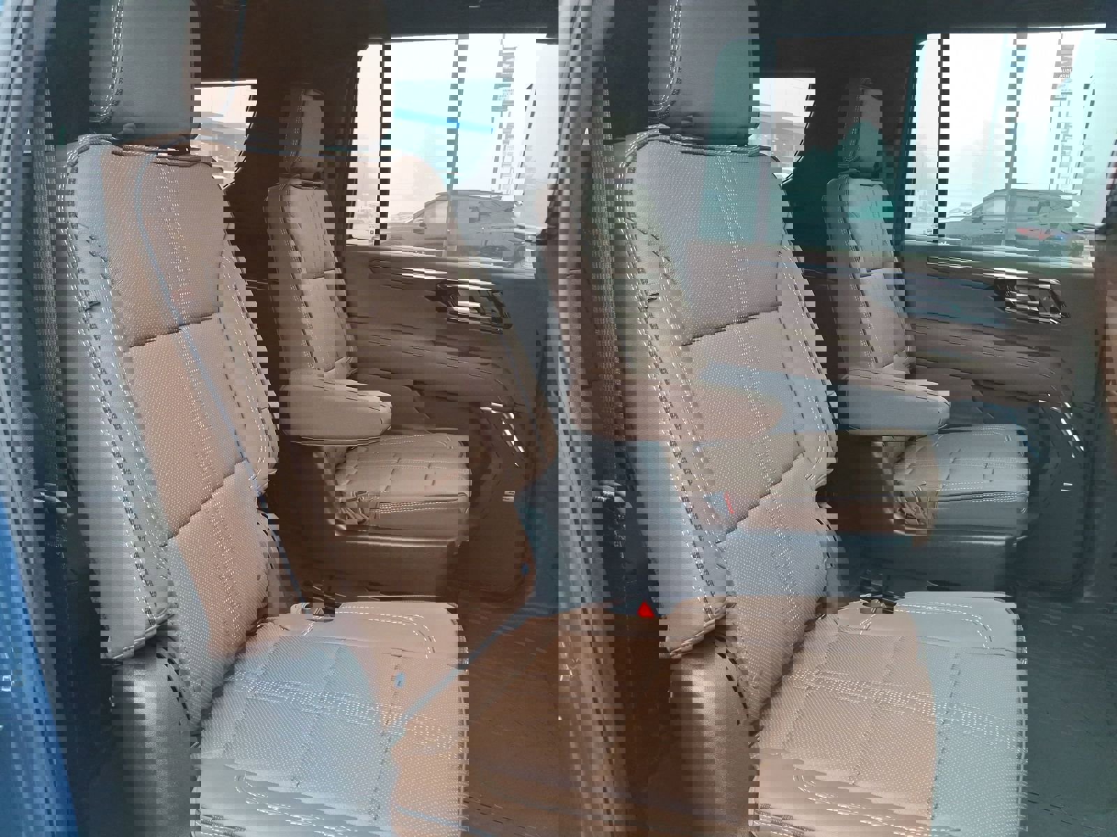 New 2026 Chevrolet Suburban High Country image 25