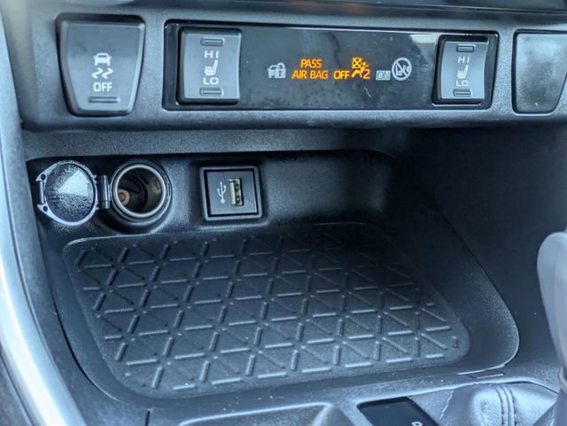 Used 2024 Toyota RAV4 XSE image 17