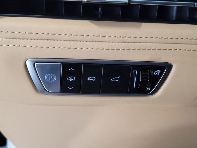 New 2025 Cadillac Escalade IQ Sport 2 w/ LPO, ONYX Package image 13