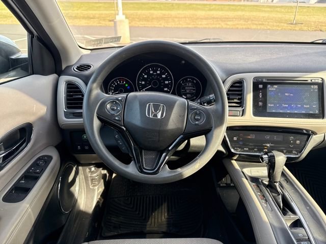 Used 2017 Honda HR-V EX image 19