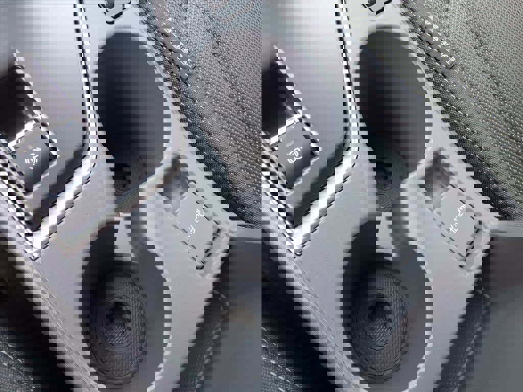 Certified 2024 Subaru Crosstrek 2.0i Premium image 39