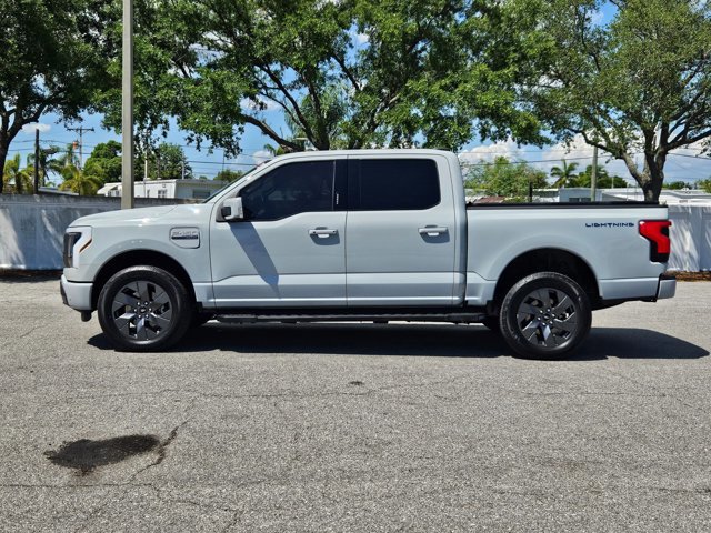 Used 2023 Ford F150 Lightning Lariat AWD/4WD image 9