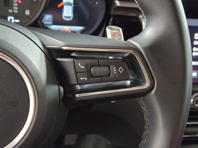 Used 2024 Porsche Macan image 33