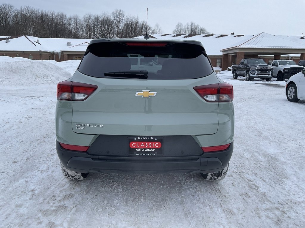 Used 2025 Chevrolet TrailBlazer LS w/ LS Convenience Package image 6