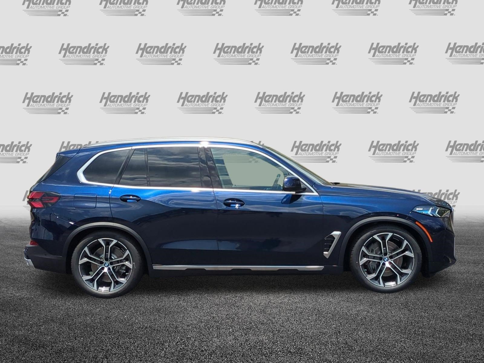 New 2026 BMW X5 xDrive50e w/ Climate Comfort Package AWD/4WD image 11