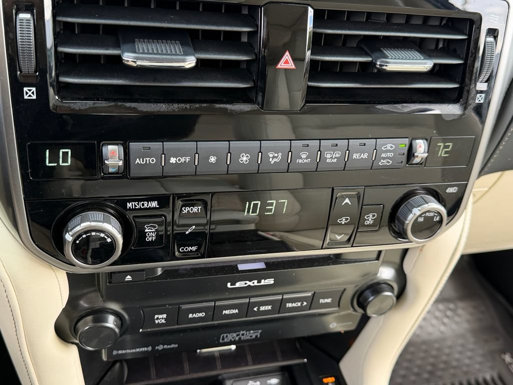 Certified 2023 Lexus GX 460 Luxury w/ Sport Design Package AWD/4WD image 23