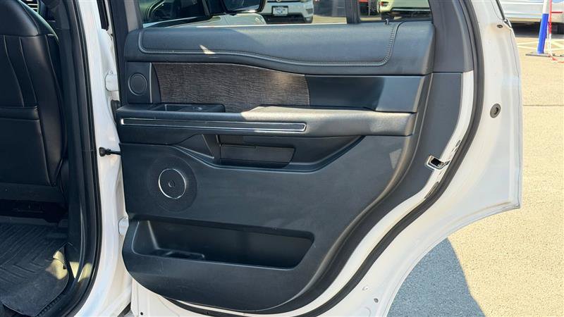 Used 2019 Ford Expedition Limited w/ Special Edition Package AWD/4WD image 25