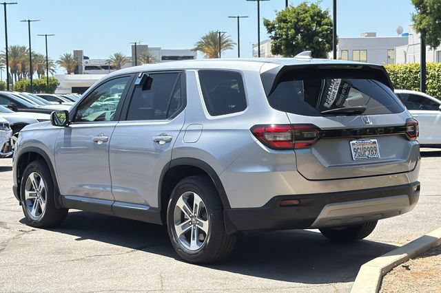 Certified 2023 Honda Pilot EX-L image 6