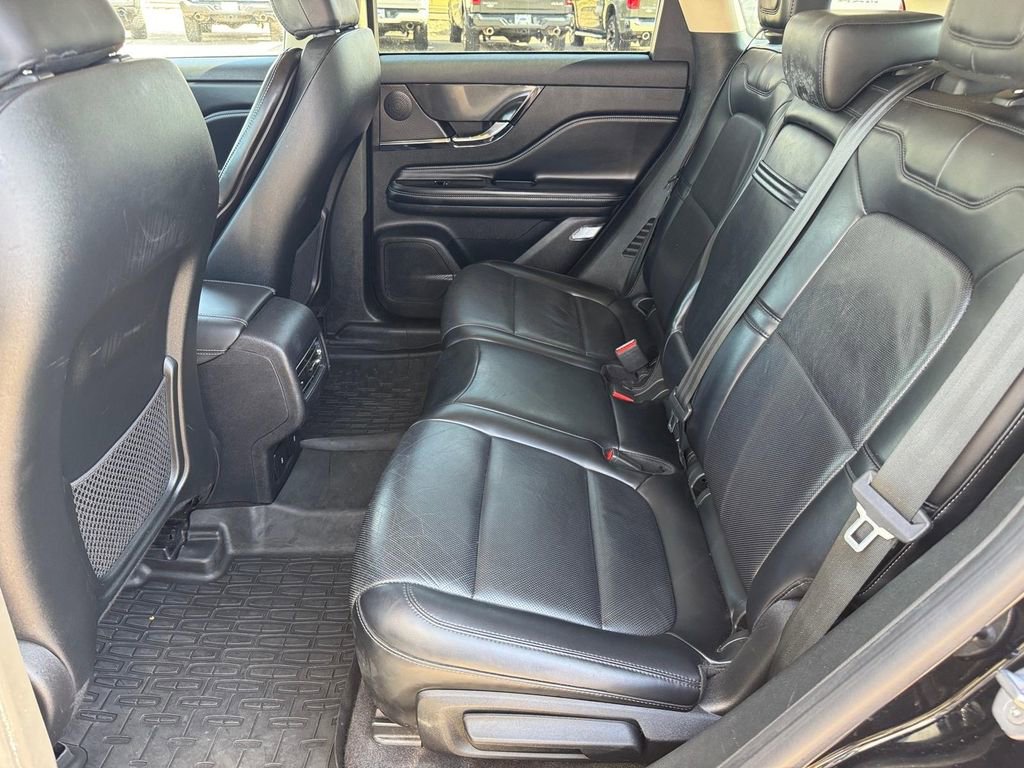 Used 2023 Lincoln Corsair Grand Touring image 11