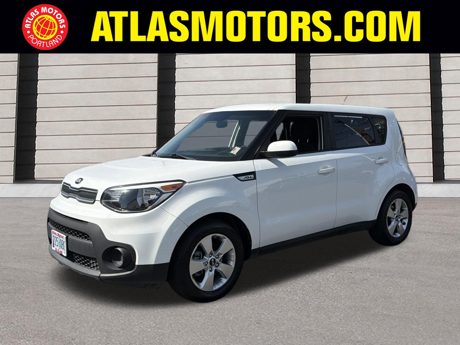 Used 2017 Kia Soul FWD image 1