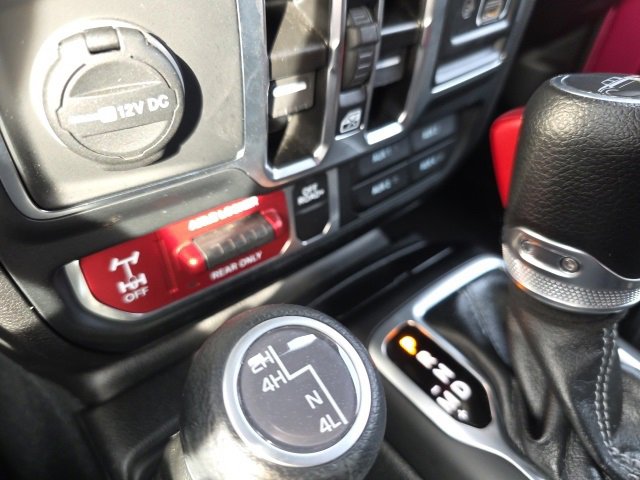 Used 2024 Jeep Gladiator Willys image 29