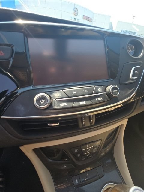 Used 2017 Buick Envision Essence FWD image 9