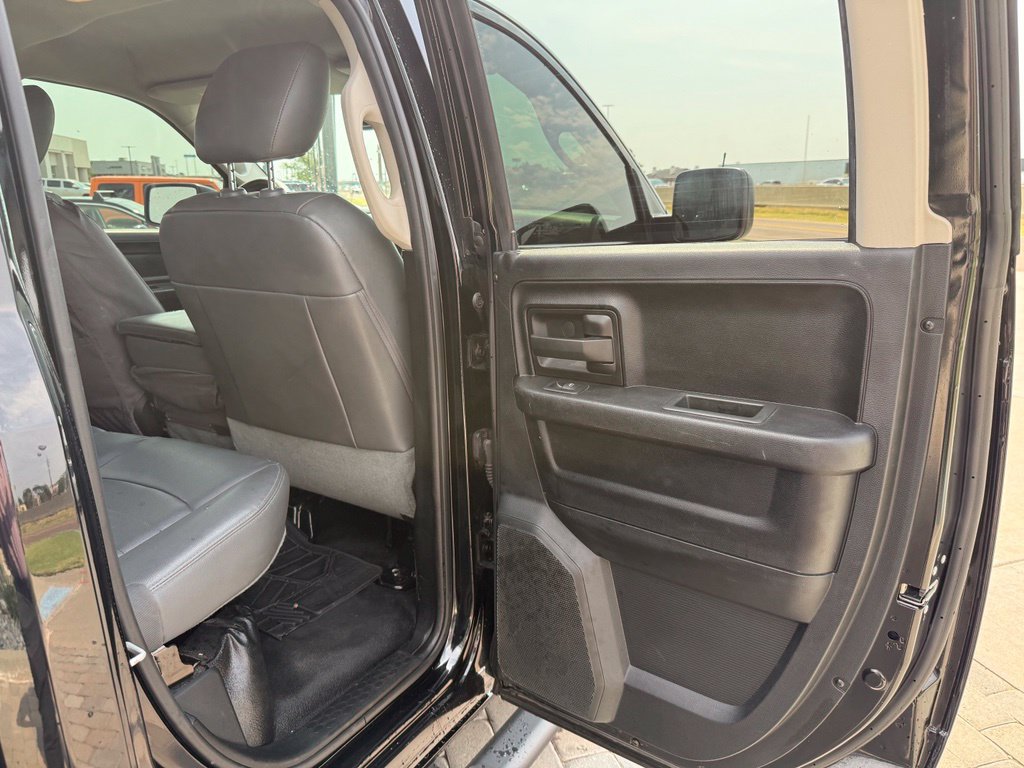 Used 2019 RAM 1500 Tradesman RWD image 12