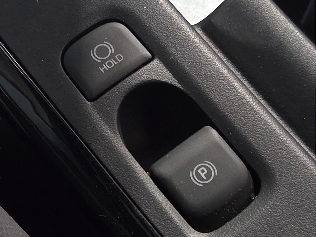 Certified 2025 Toyota Corolla SE FWD image 22