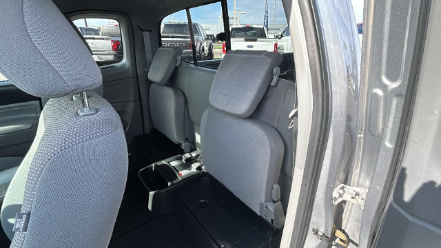 Used 2014 Toyota Tacoma 2WD Access Cab w/ Convenience Package image 15