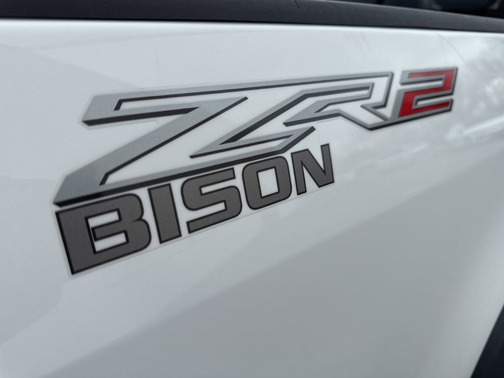 Used 2020 Chevrolet Colorado ZR2 w/ Colorado ZR2 Bison Edition image 10