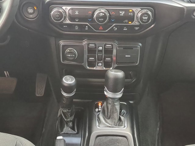 Used 2021 Jeep Gladiator Sport image 19
