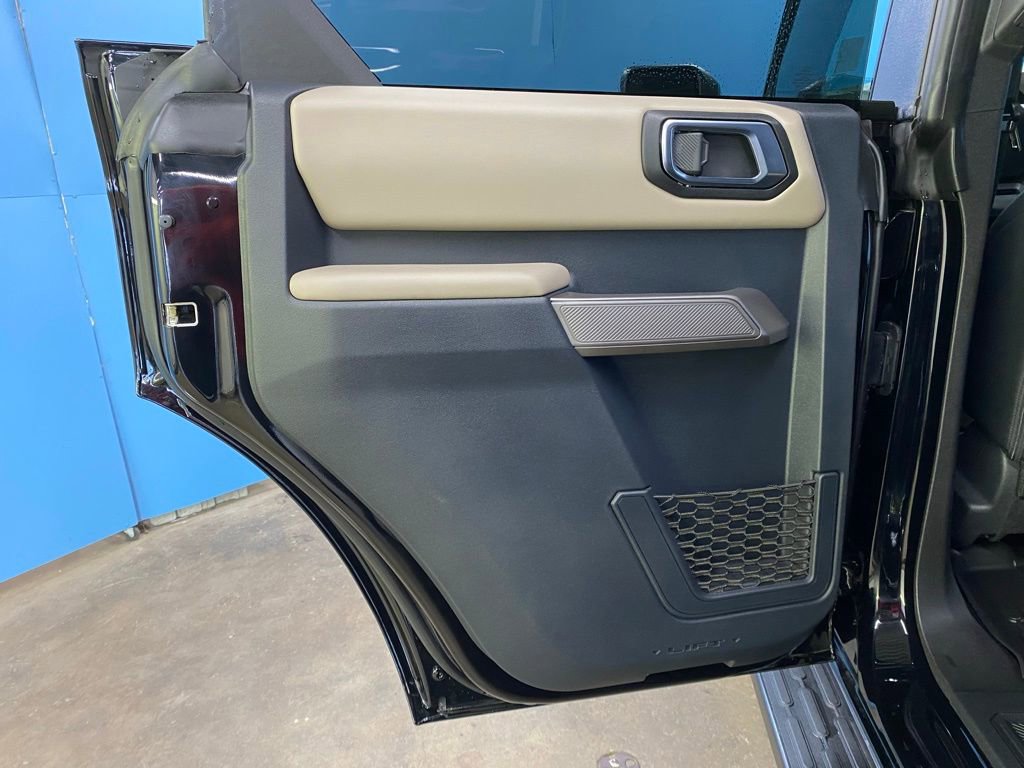 Used 2023 Ford Bronco Wildtrak image 38