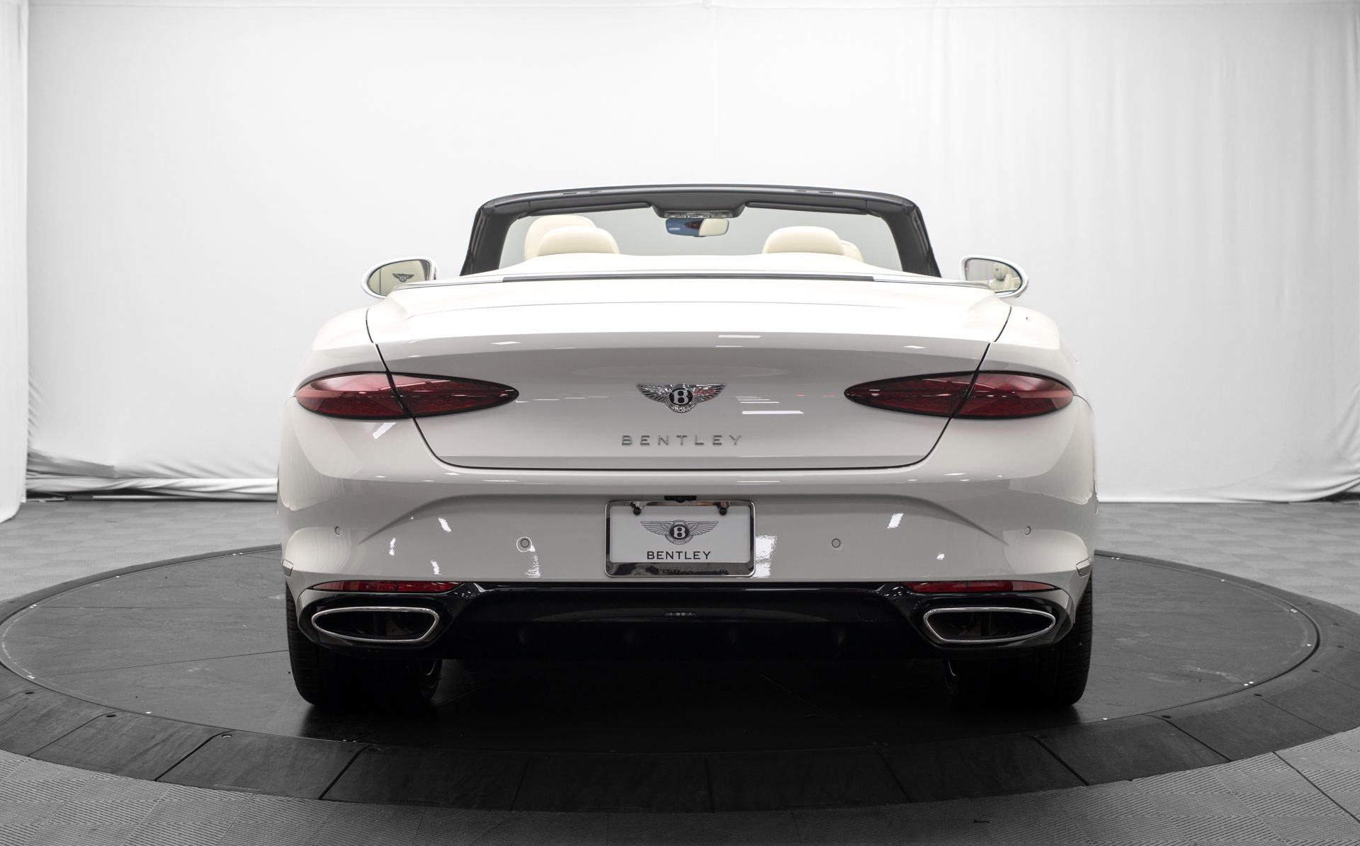 New 2026 Bentley Continental GTC AWD/4WD image 4