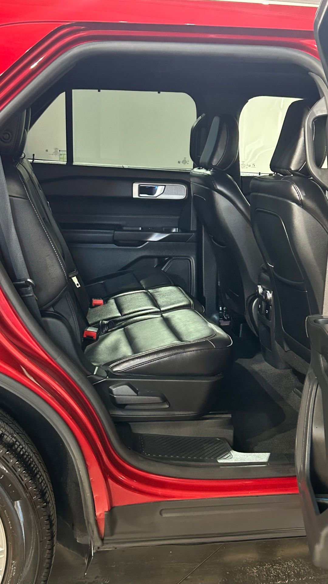 Used 2020 Ford Explorer Limited AWD/4WD image 76