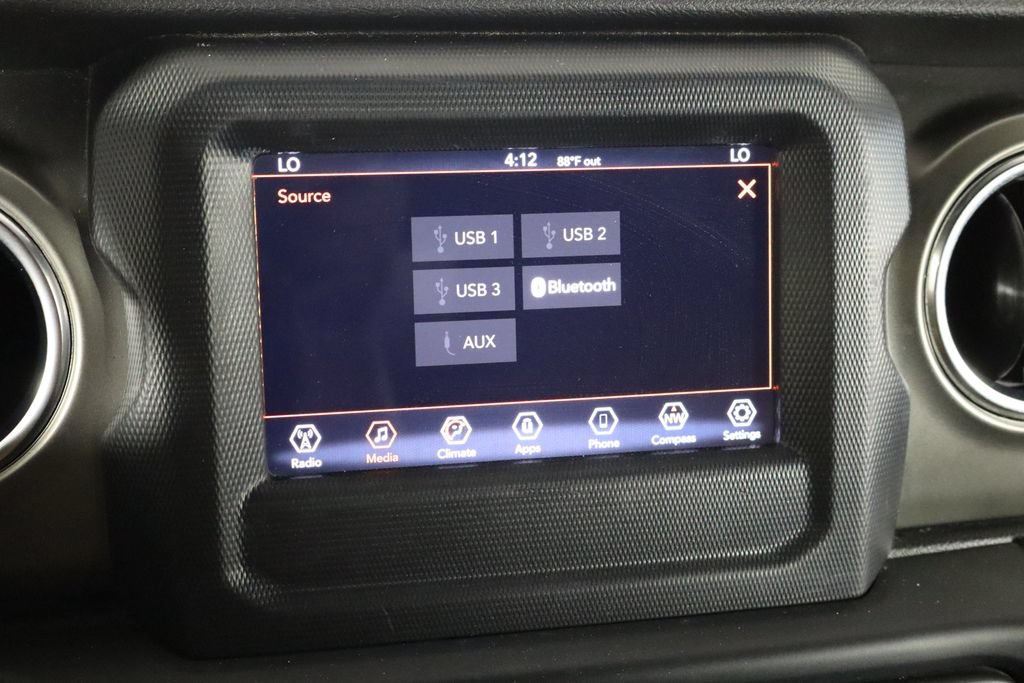 Used 2019 Jeep Wrangler Unlimited Rubicon AWD/4WD image 29