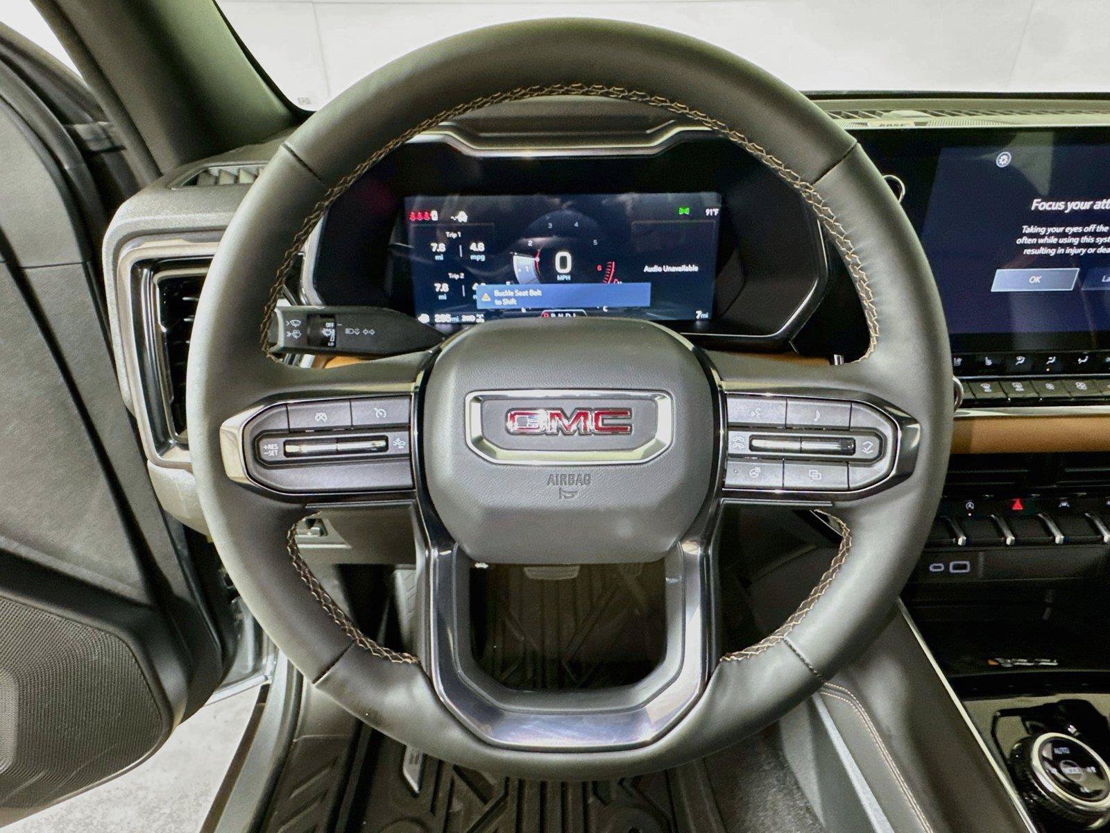 New 2026 GMC Canyon AT4 w/ Technology Plus Package AWD/4WD image 6