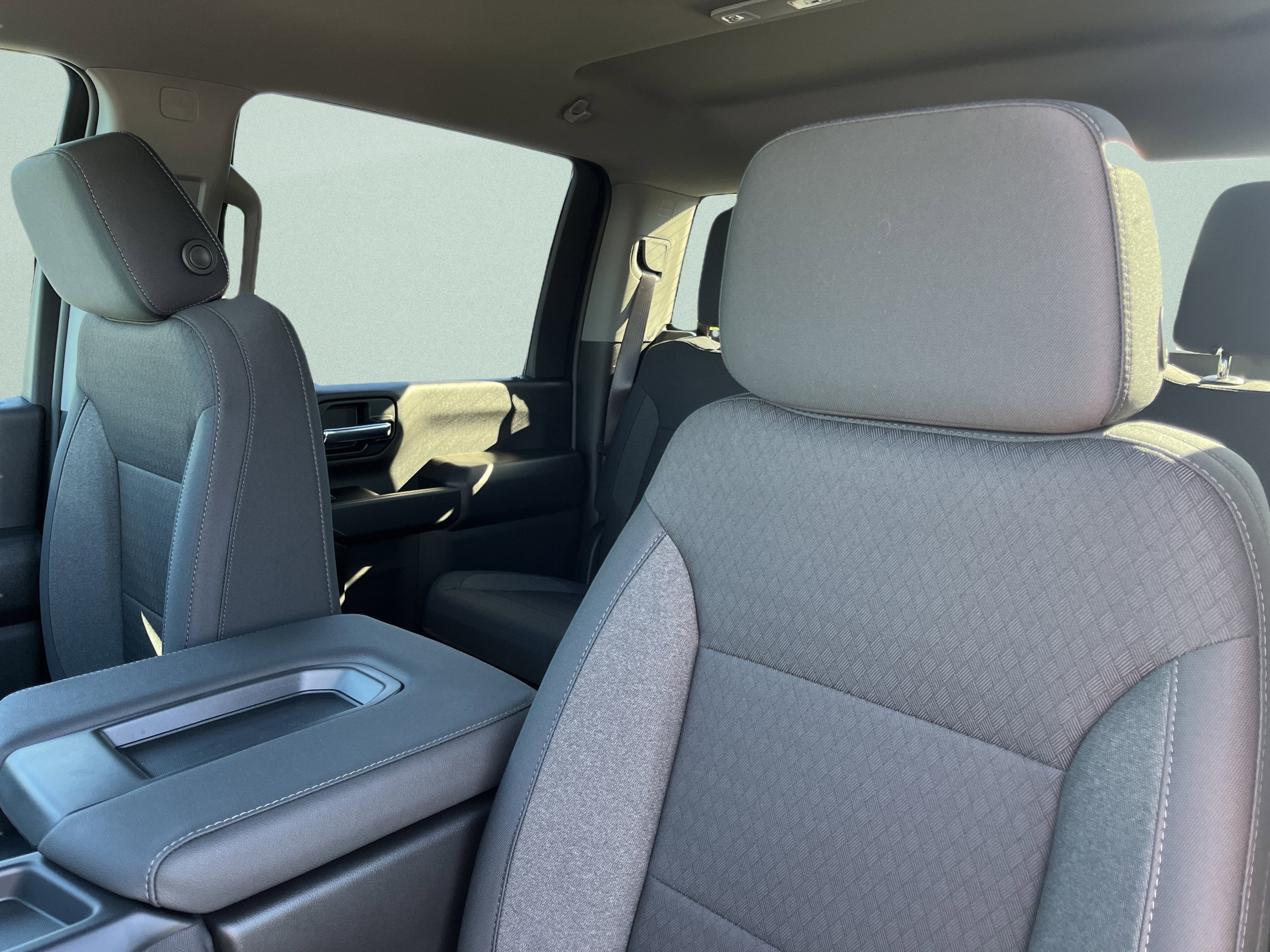 New 2026 Chevrolet Silverado 2500 Custom w/ Custom Value Package AWD/4WD image 20