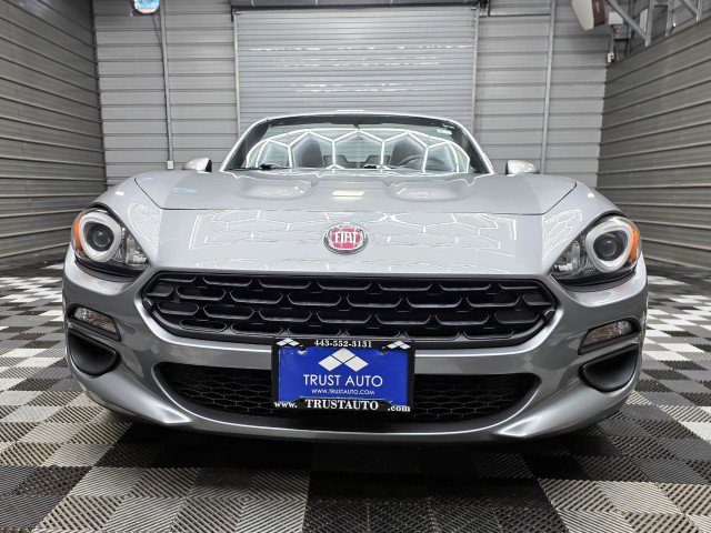 Used 2017 FIAT 124 Spider Classica RWD image 4