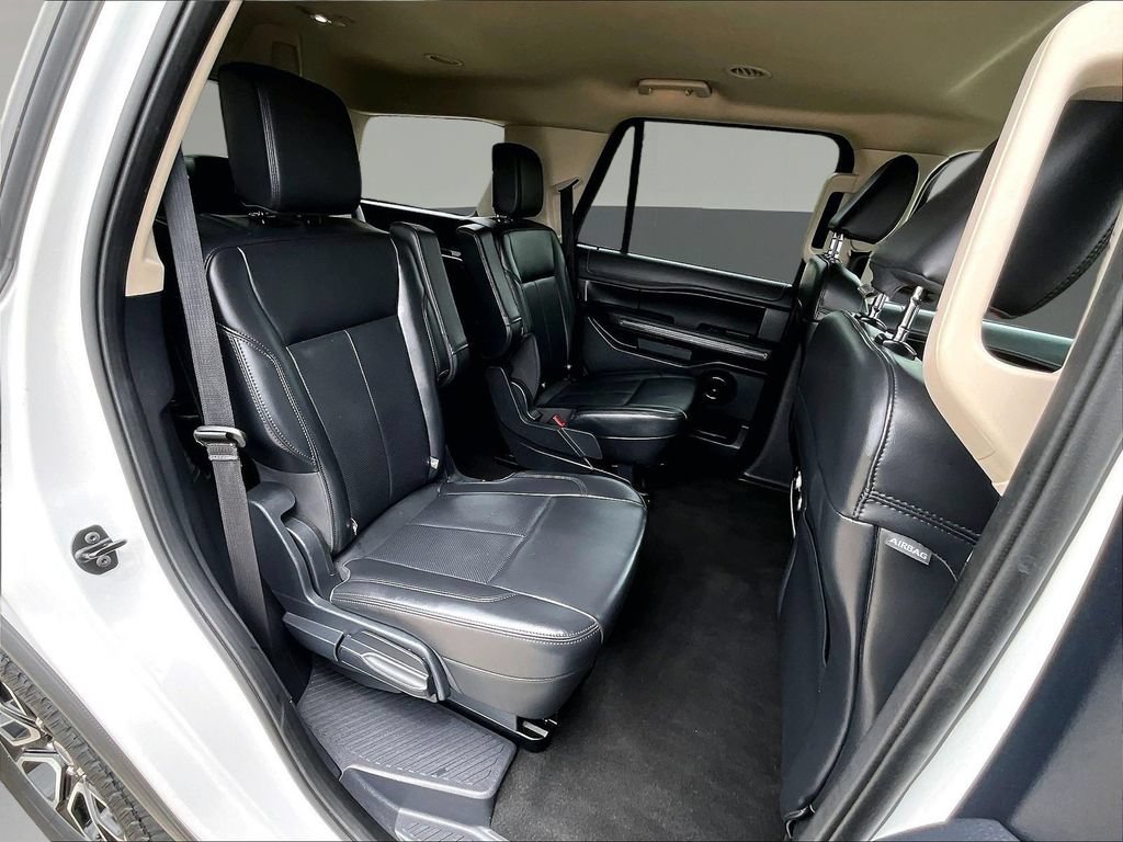 Used 2024 Ford Expedition XLT AWD/4WD image 28