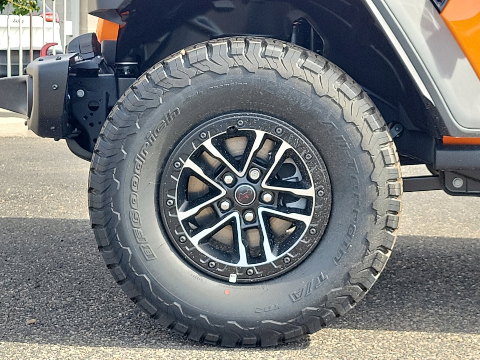 New 2025 Jeep Wrangler Unlimited Rubicon w/ XTREMEE 35" Tire Package image 25