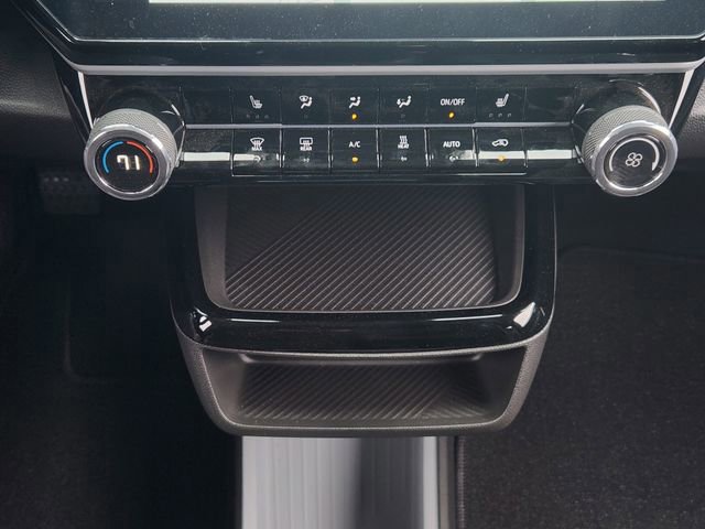 New 2027 Chevrolet Bolt LT w/ Comfort Package image 15