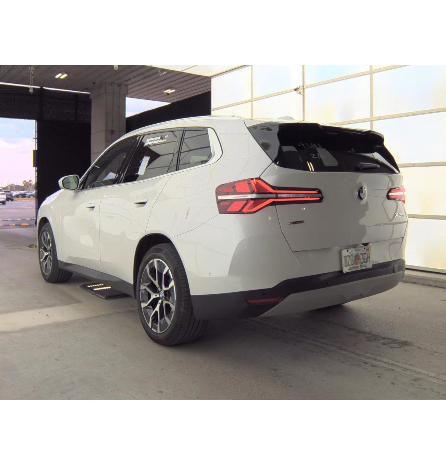 Used 2025 BMW X3 xDrive30i image 27