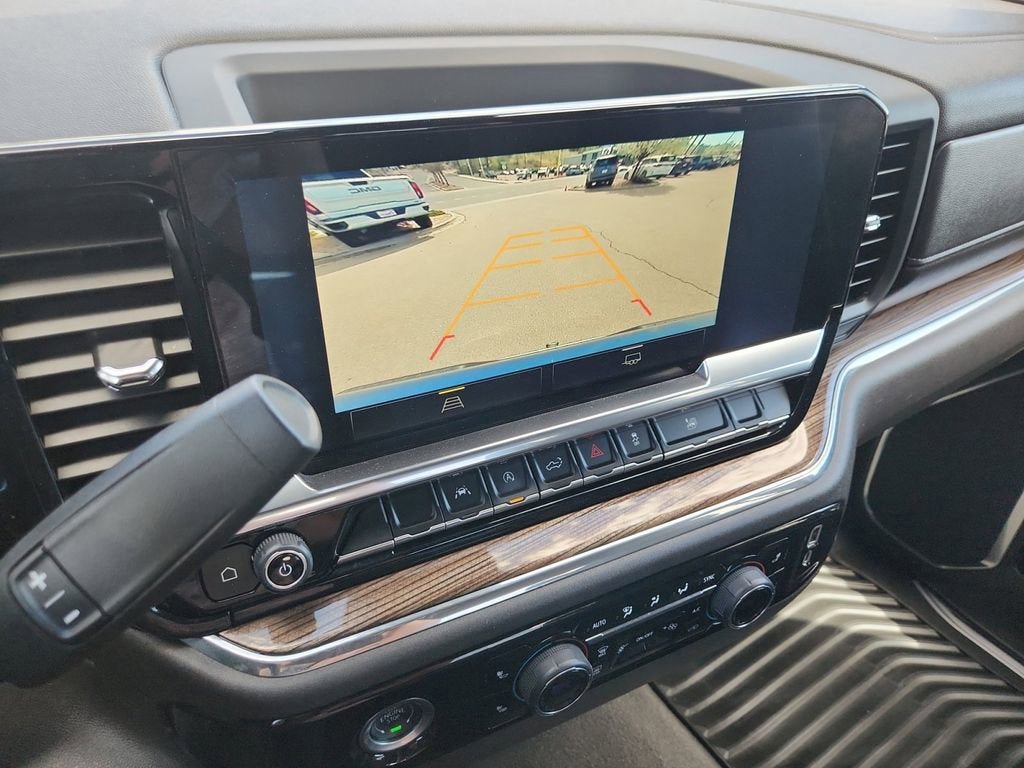 Used 2024 Chevrolet Silverado 1500 LT AWD/4WD image 25