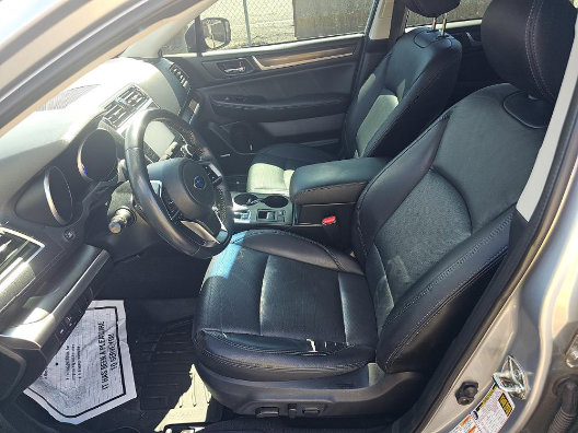 Used 2018 Subaru Legacy 3.6R Limited AWD/4WD image 7