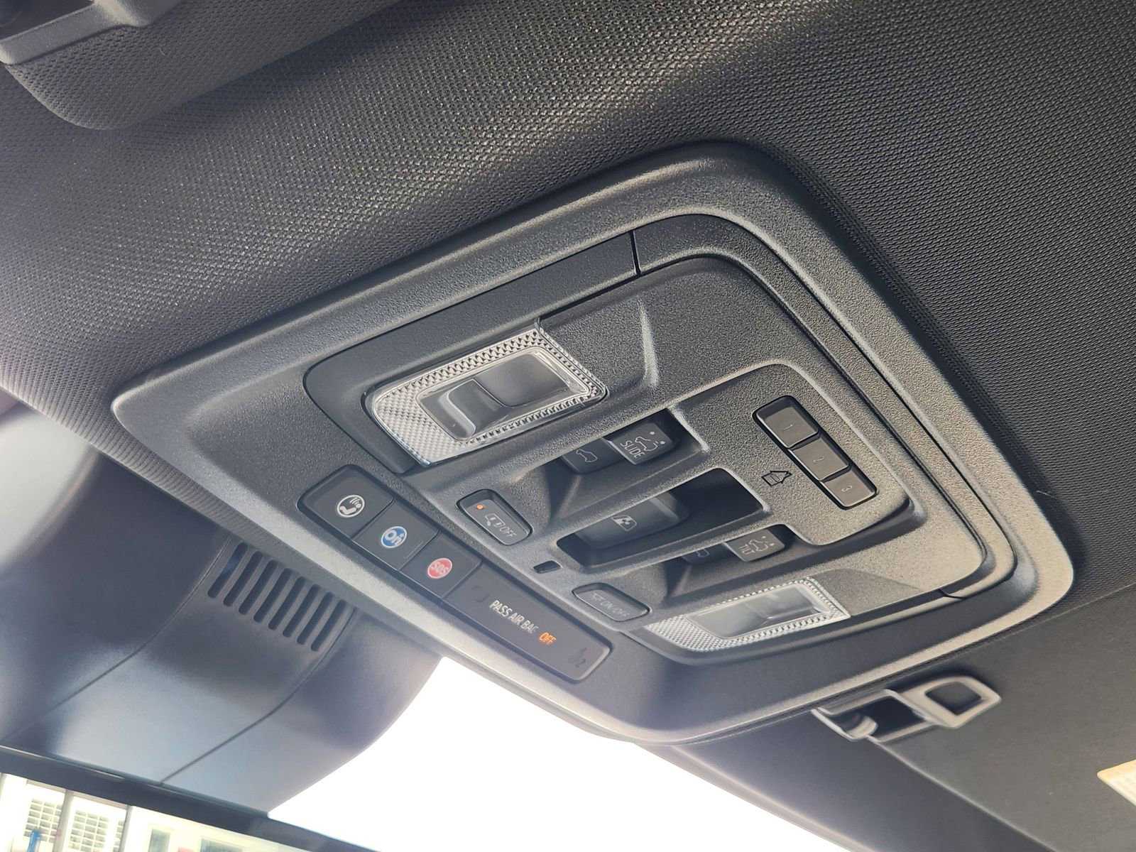 Used 2026 Chevrolet Silverado 1500 High Country w/ Midnight Edition image 27