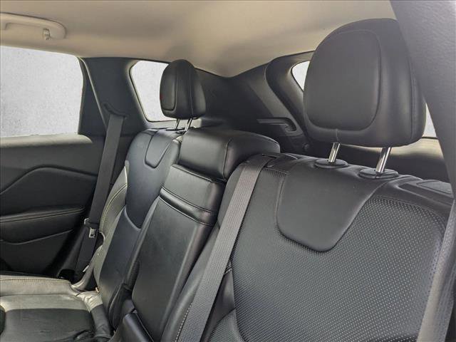 Used 2015 Jeep Cherokee Limited w/ Luxury Group image 16