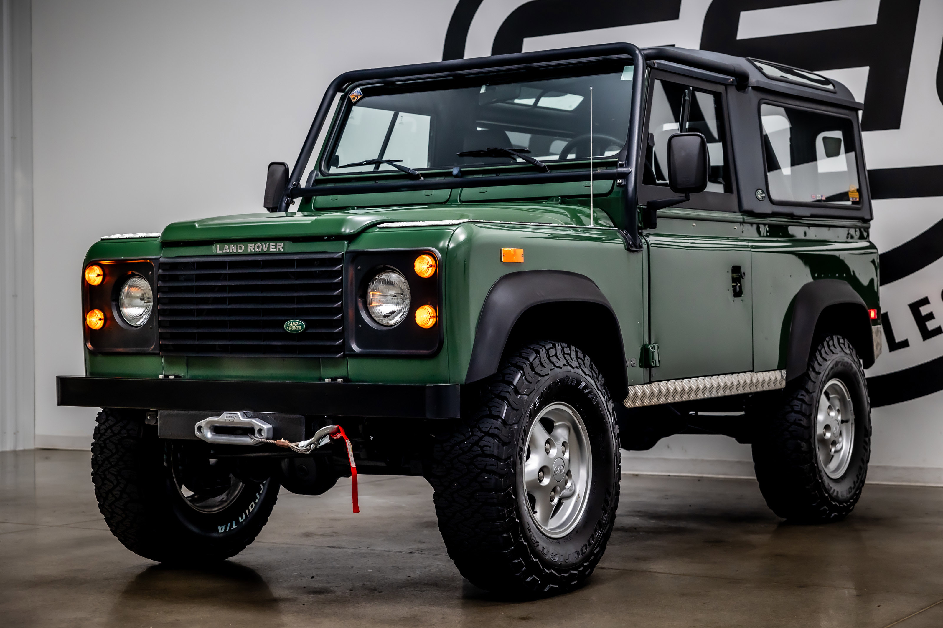 Used 1994 Land Rover Defender 90 AWD/4WD image 29