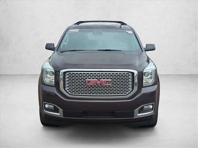 Used 2015 GMC Yukon Denali w/ Touring Package AWD/4WD image 2
