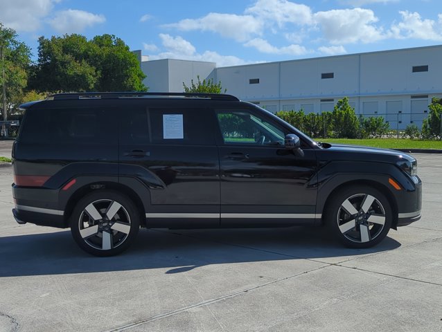 Used 2024 Hyundai Santa Fe Limited image 4
