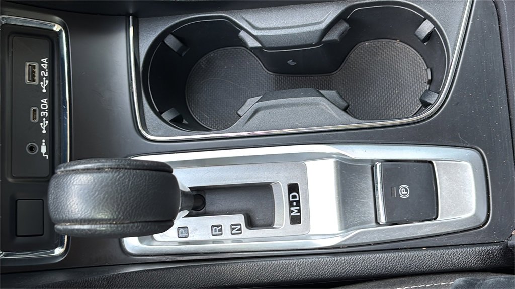 Used 2023 Subaru Ascent Premium w/ Convenience Package image 18