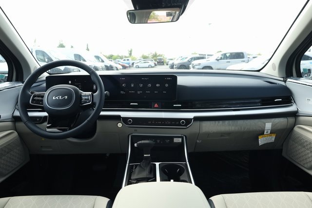 New 2026 Kia Carnival SX image 13
